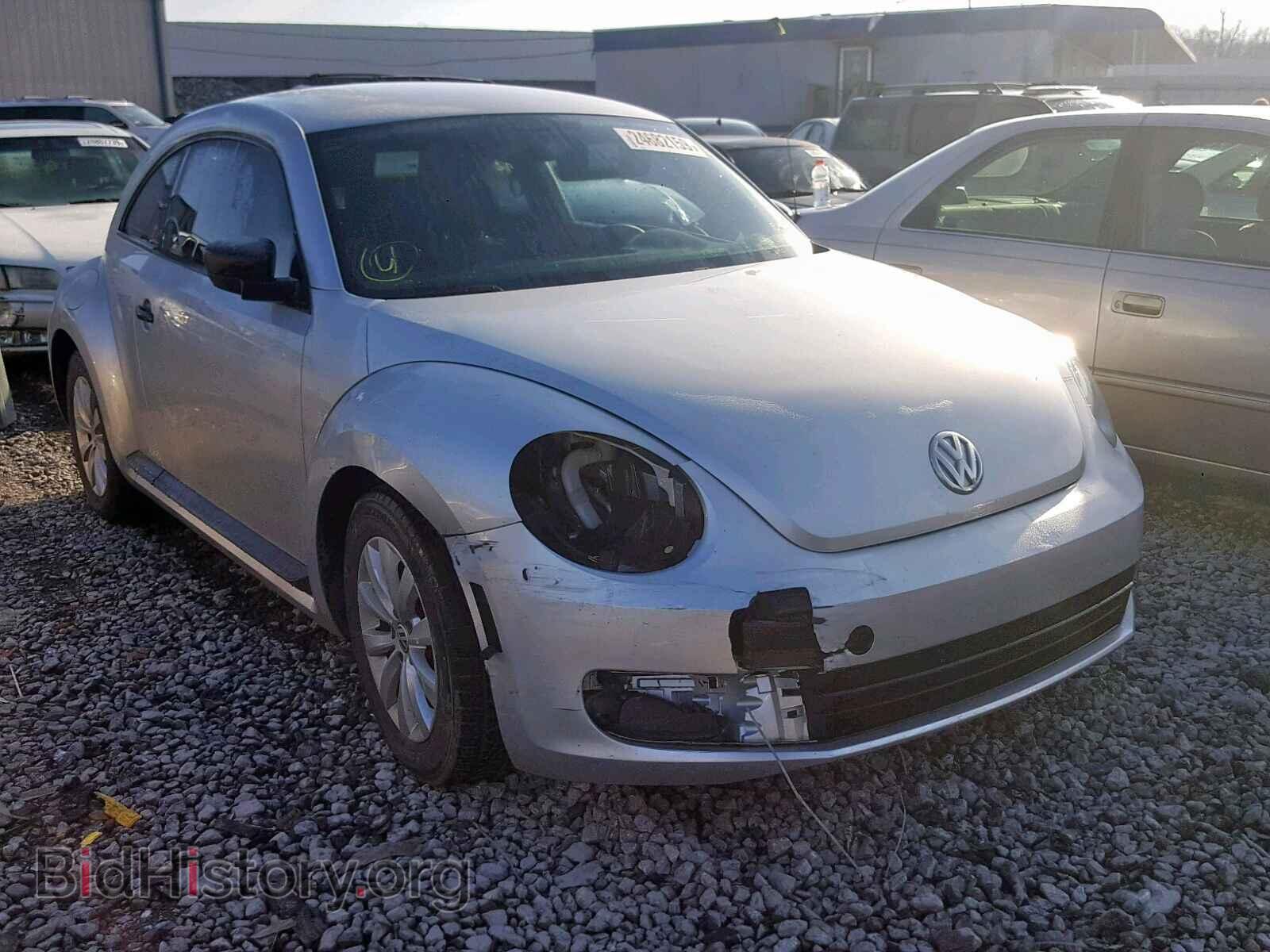 Фотография 3VWFP7AT3DM637729 - VOLKSWAGEN BEETLE 2013