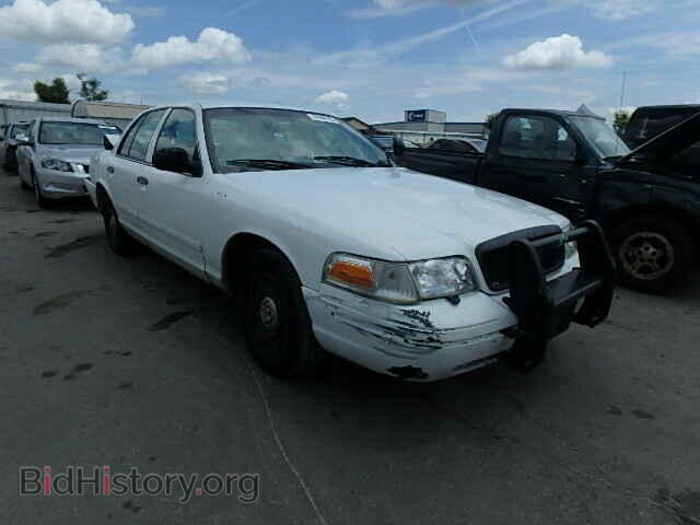 Photo 2FAFP71W3YX162449 - FORD CROWN VIC 2000