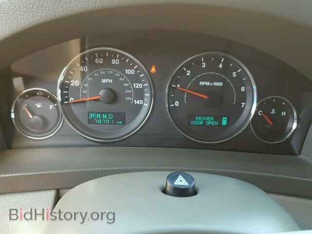 2007 JEEP CHEROKEE - VIN: 1J8HR58N97C682013 - Фото 8