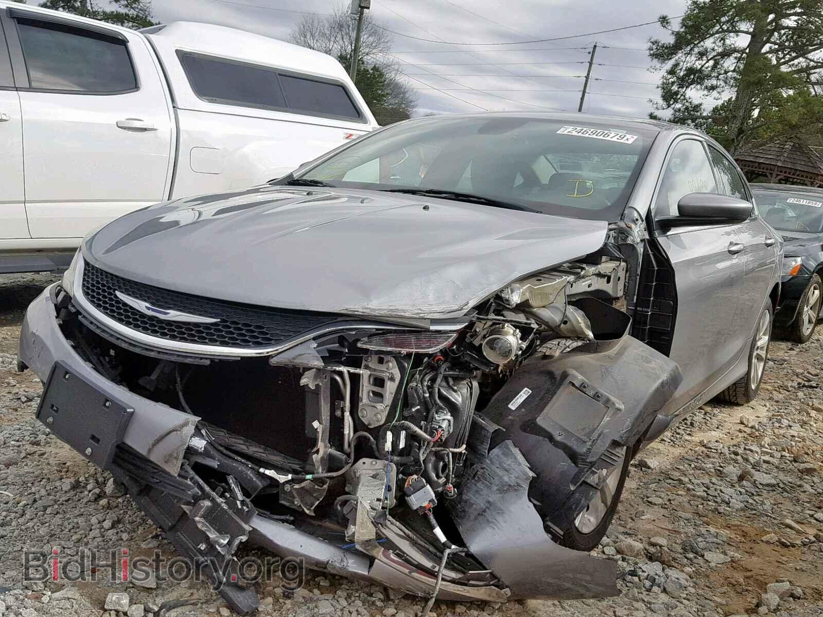 2015 CHRYSLER 200 - VIN: 1C3CCCAB0FN732392 - Фото 2