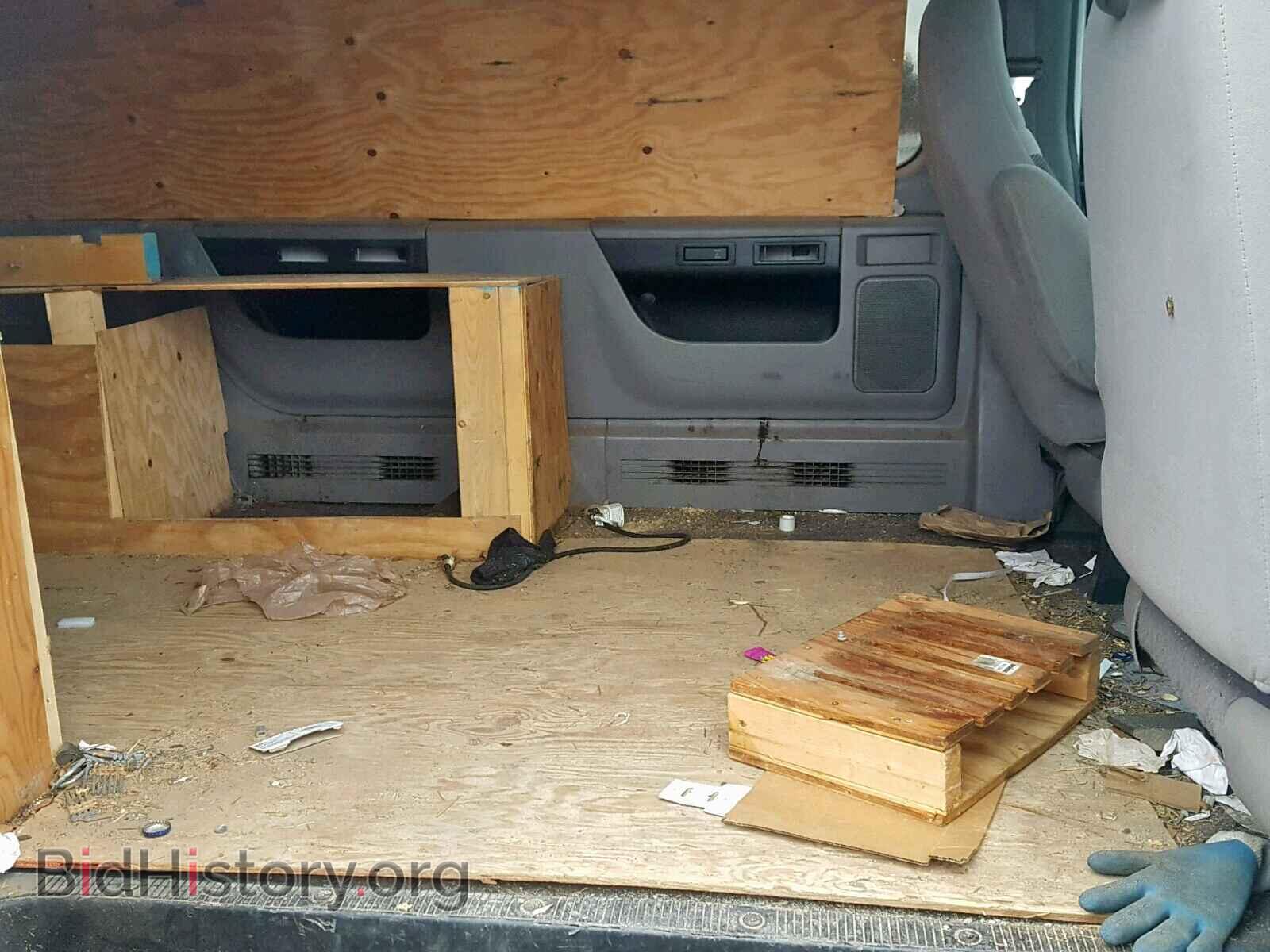 1998 FORD ECONOLINE - VIN: 1FBSS31L9WHA79342 - Фото 6