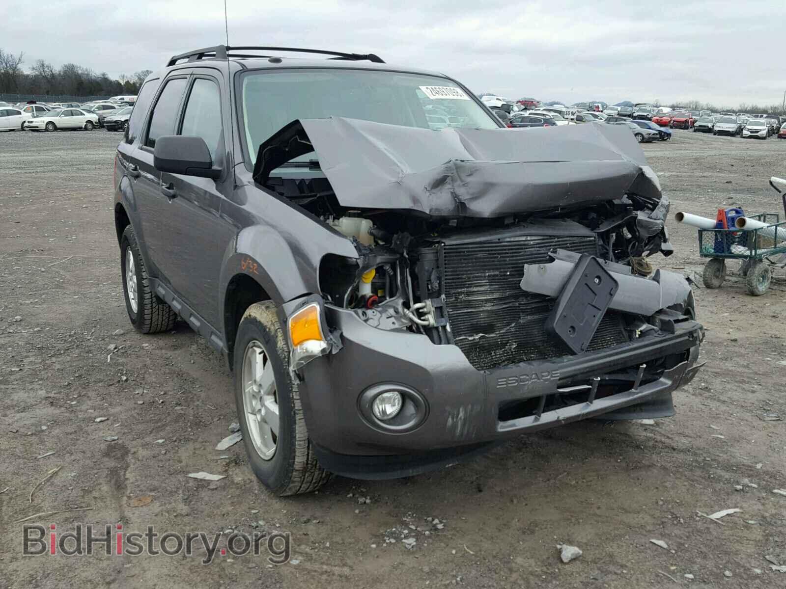 Фотография 1FMCU0DG1BKC39665 - FORD ESCAPE 2011