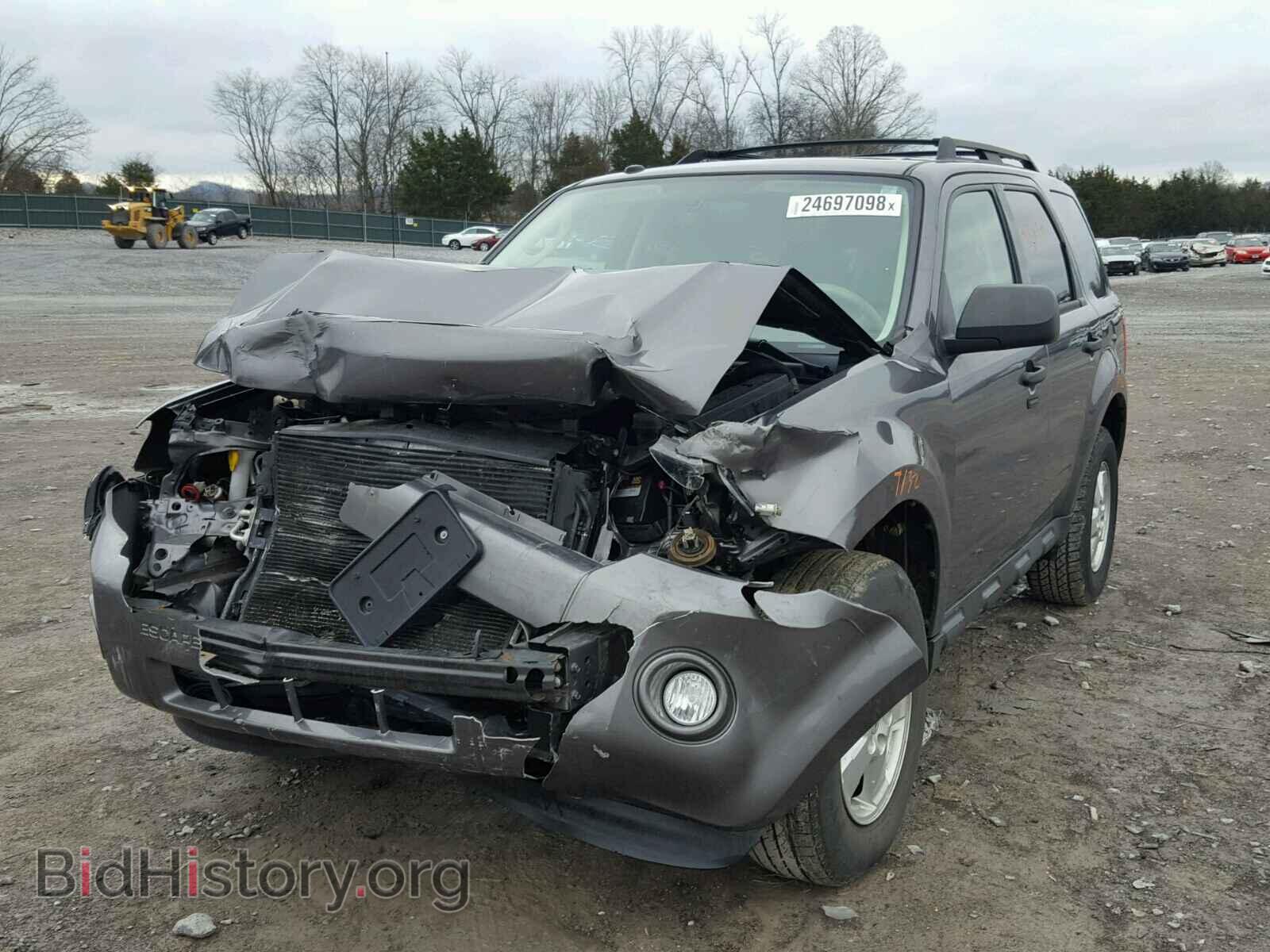 2011 FORD ESCAPE - VIN: 1FMCU0DG1BKC39665 - Фото 2