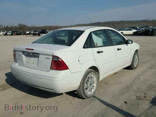2005 FORD FOCUS - VIN: 1FAFP34N05W126303 - Фото 4