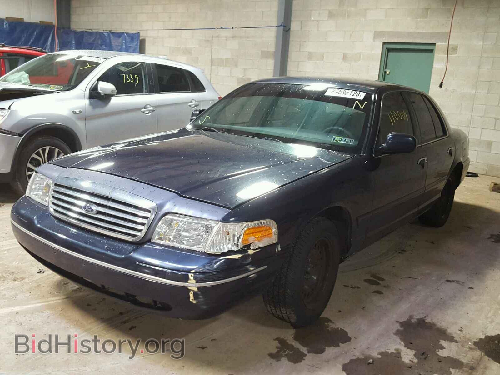 2000 FORD CROWN VIC - VIN: 2FAFP71W1YX106400 - Фото 2