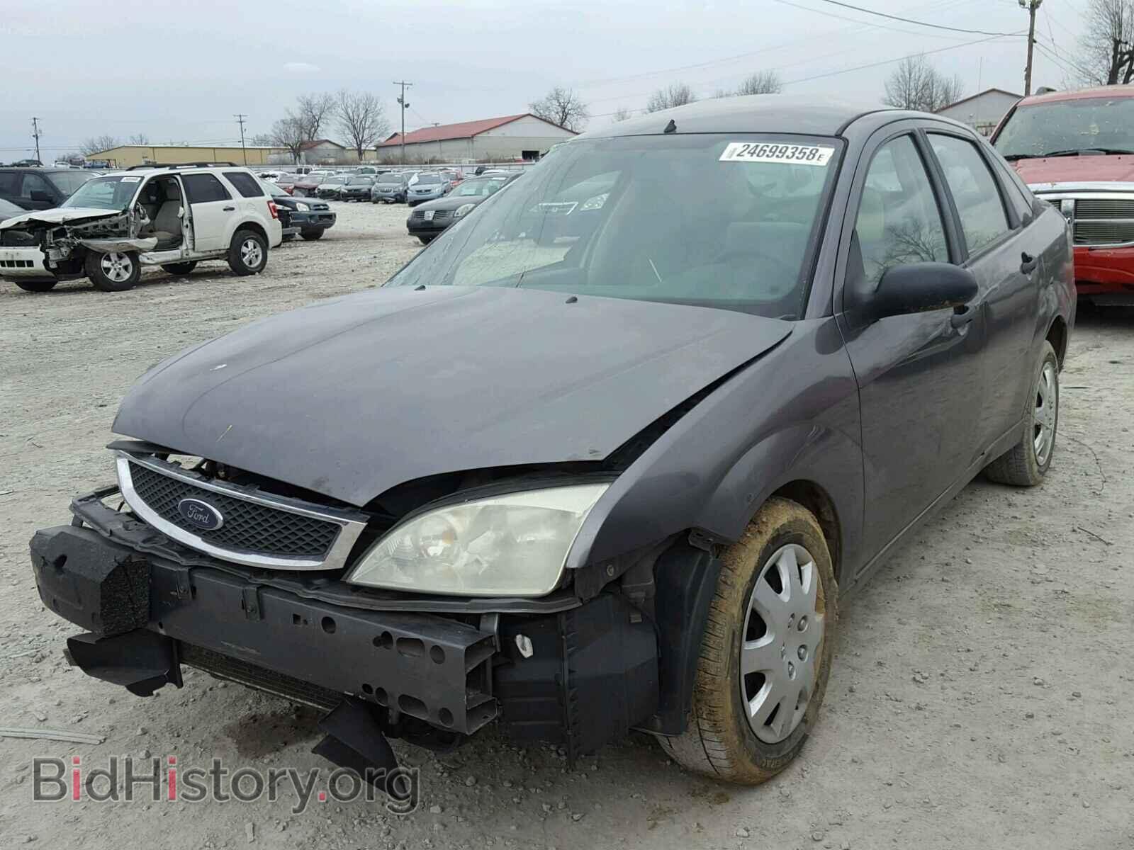2007 FORD FOCUS - VIN: 1FAFP34N07W105924 - Фото 2