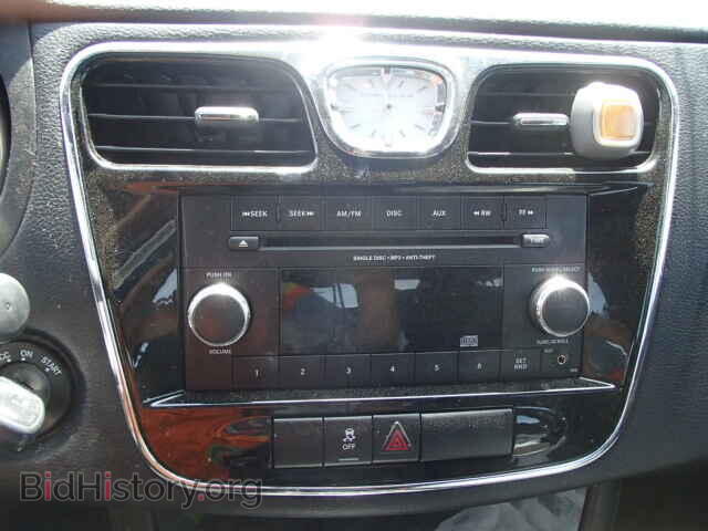2013 CHRYSLER 200 - VIN: 1C3CCBAB8DN640261 - Photo 9