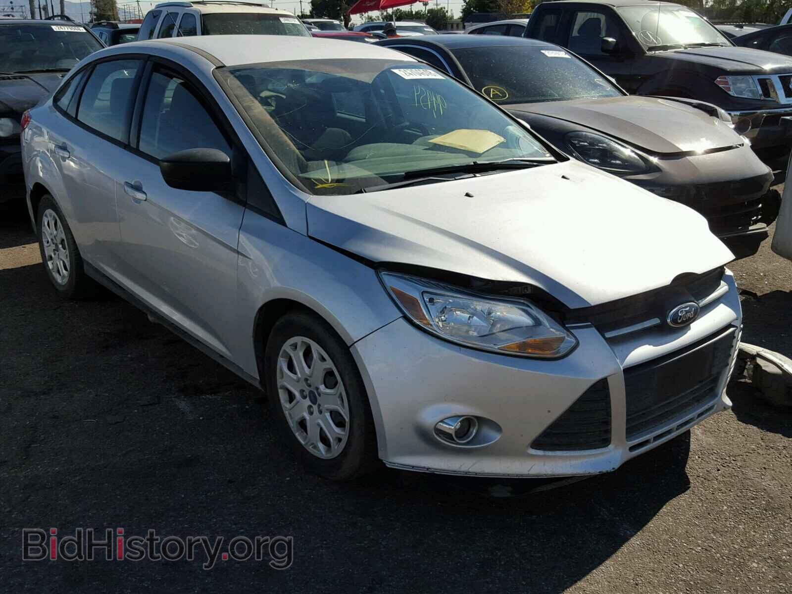 Photo 1FAHP3F20CL392060 - FORD FOCUS 2012