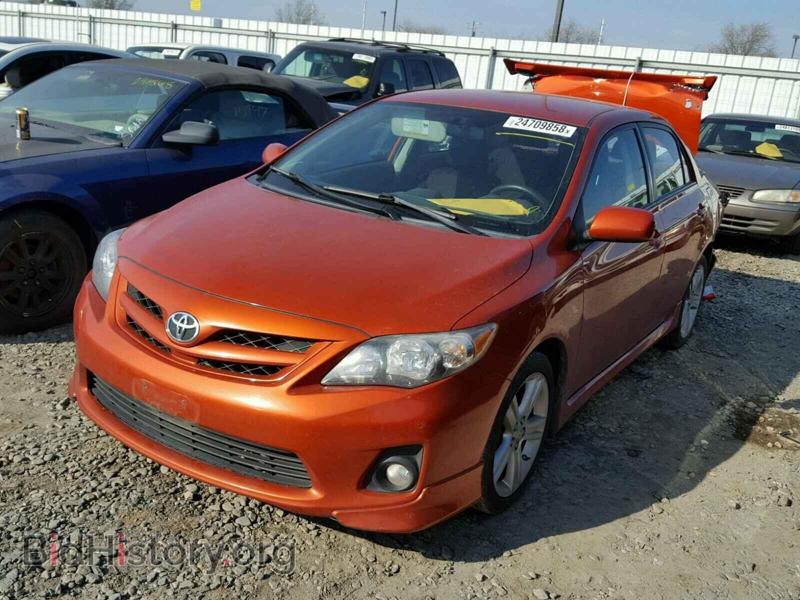 2013 TOYOTA COROLLA BA - VIN: 2T1BU4EE6DC070462 - Фото 2