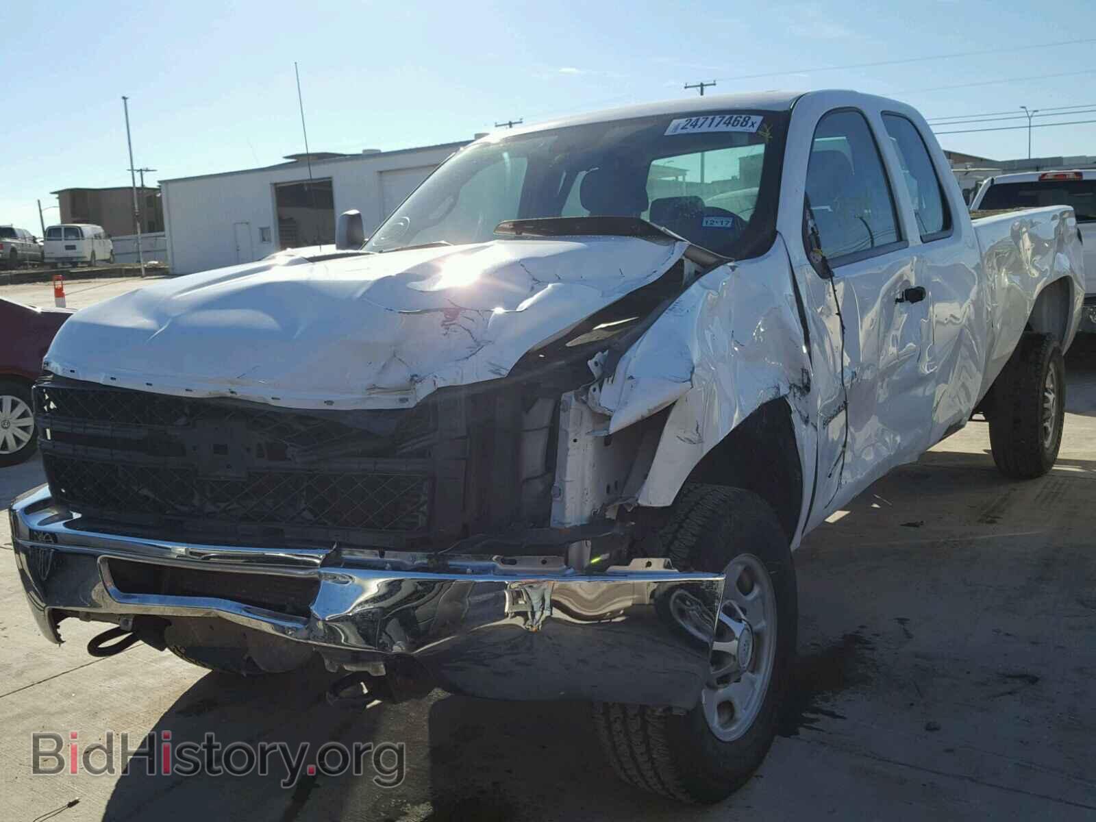2013 CHEVROLET SILVERADO - VIN: 1GC2CVC88DZ228182 - Фото 2