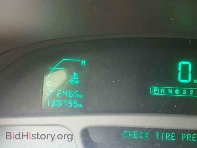 2004 CADILLAC DEVILLE - VIN: 1G6KD54Y14U194565 - Photo 8