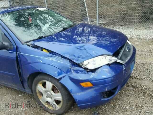 2005 FORD FOCUS - VIN: 3FAFP31N05R156828 - Фото 9