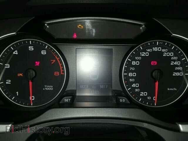 2011 AUDI A4 - VIN: WAUMFCFL7BN042204 - Фото 8