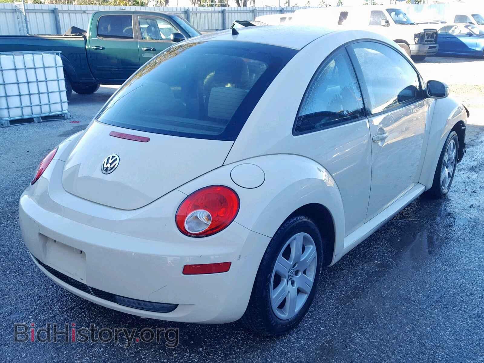 2007 VOLKSWAGEN BEETLE - VIN: 3VWPW31C37M516607 - Фото 4