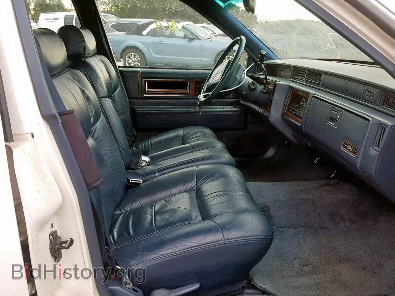 1993 CADILLAC DEVILLE - VIN: 1G6CD53B3P4264931 - Фото 5