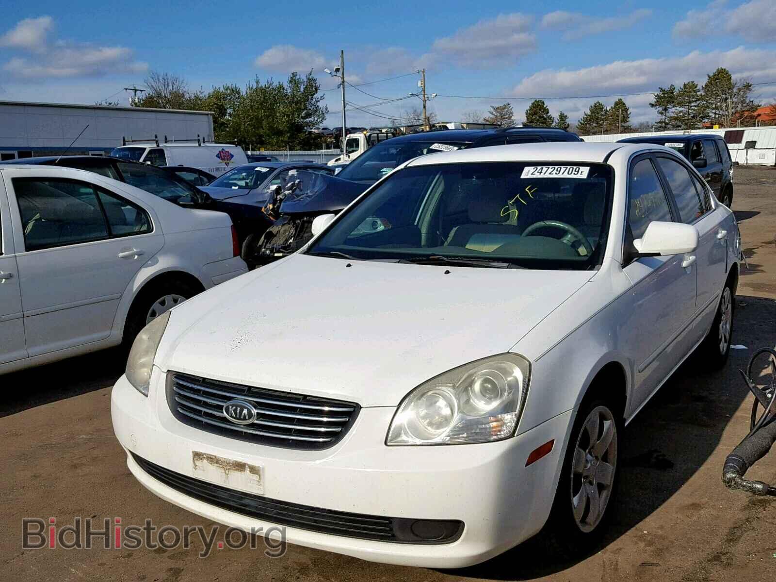 2007 KIA OPTIMA - VIN: KNAGE123475140799 - Фото 2