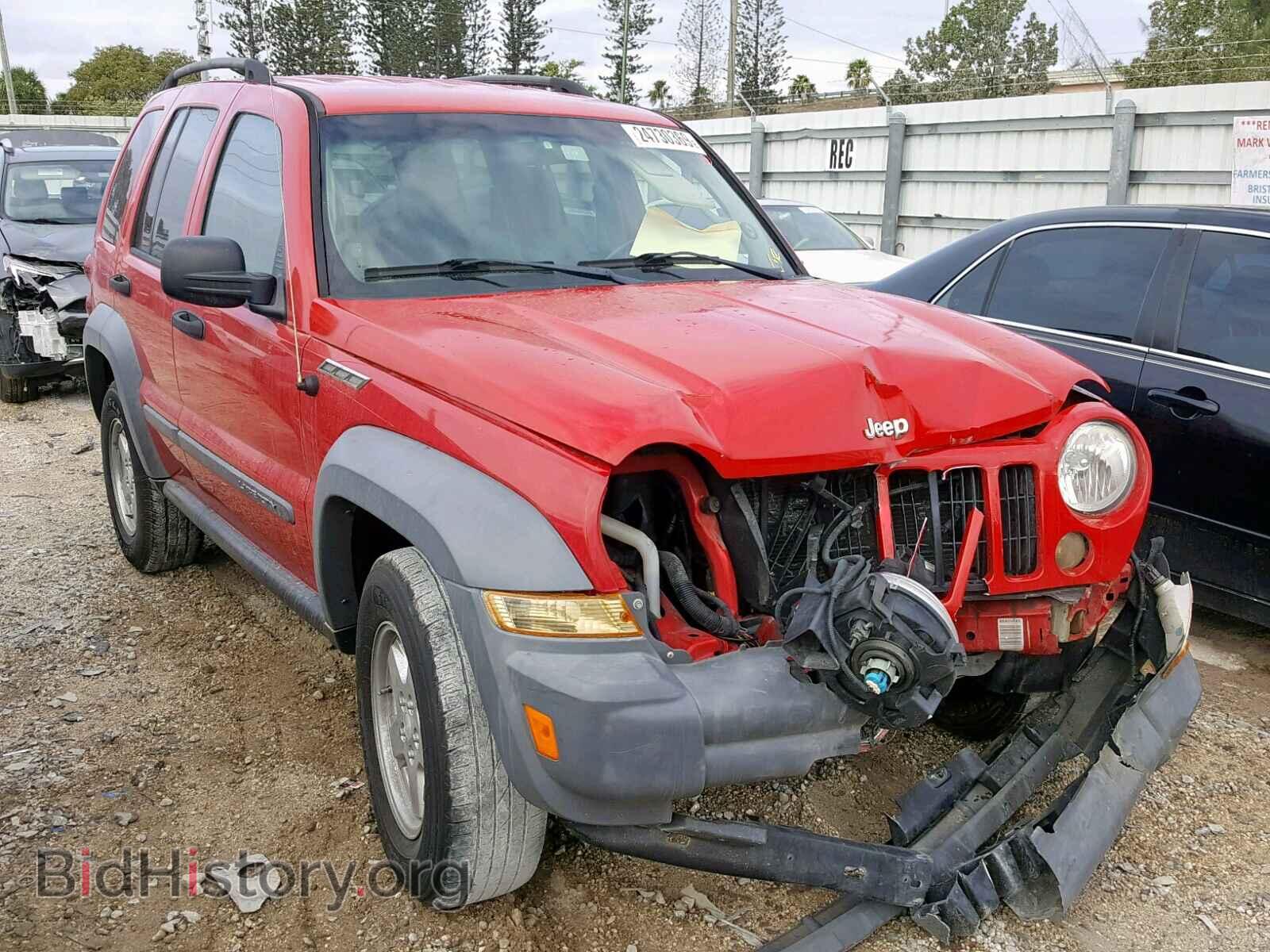 Photo 1J4GL48K55W583845 - JEEP LIBERTY SP 2005