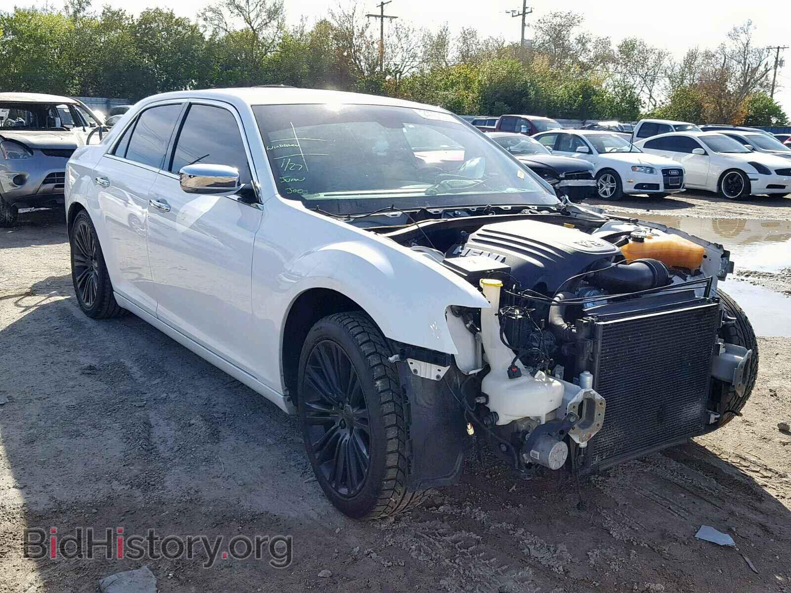 Photo 2C3CA6CT2BH598372 - CHRYSLER 300 2011