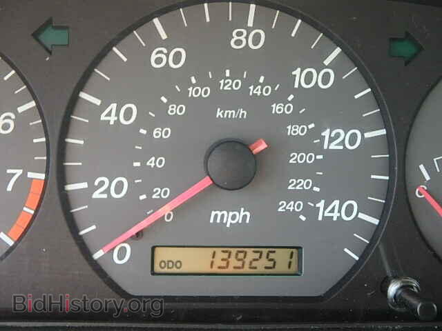 2000 MAZDA 626 - VIN: 1YVGF22D5Y5120264 - Фото 8