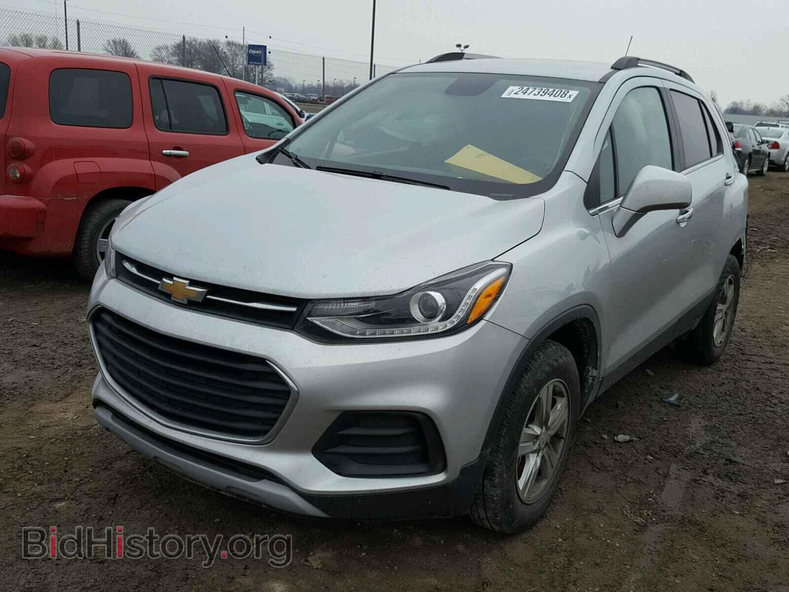 2017 CHEVROLET TRAX - VIN: 3GNCJPSB3HL208459 - Фото 2