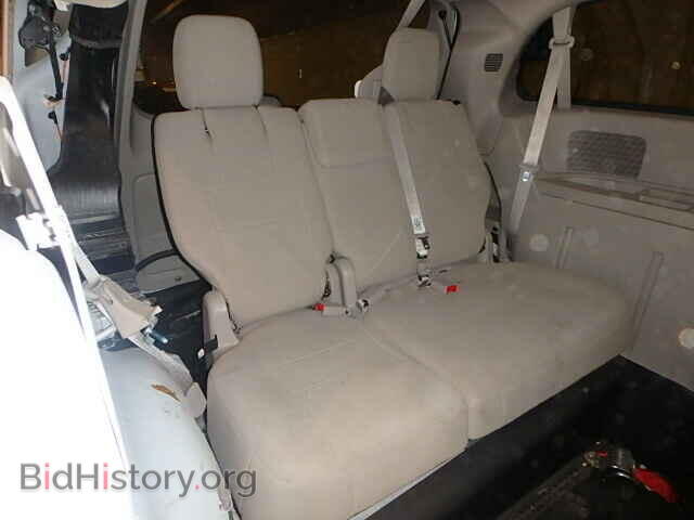 2012 DODGE CARAVAN - VIN: 2C4RDGCG8CR147075 - Photo 6