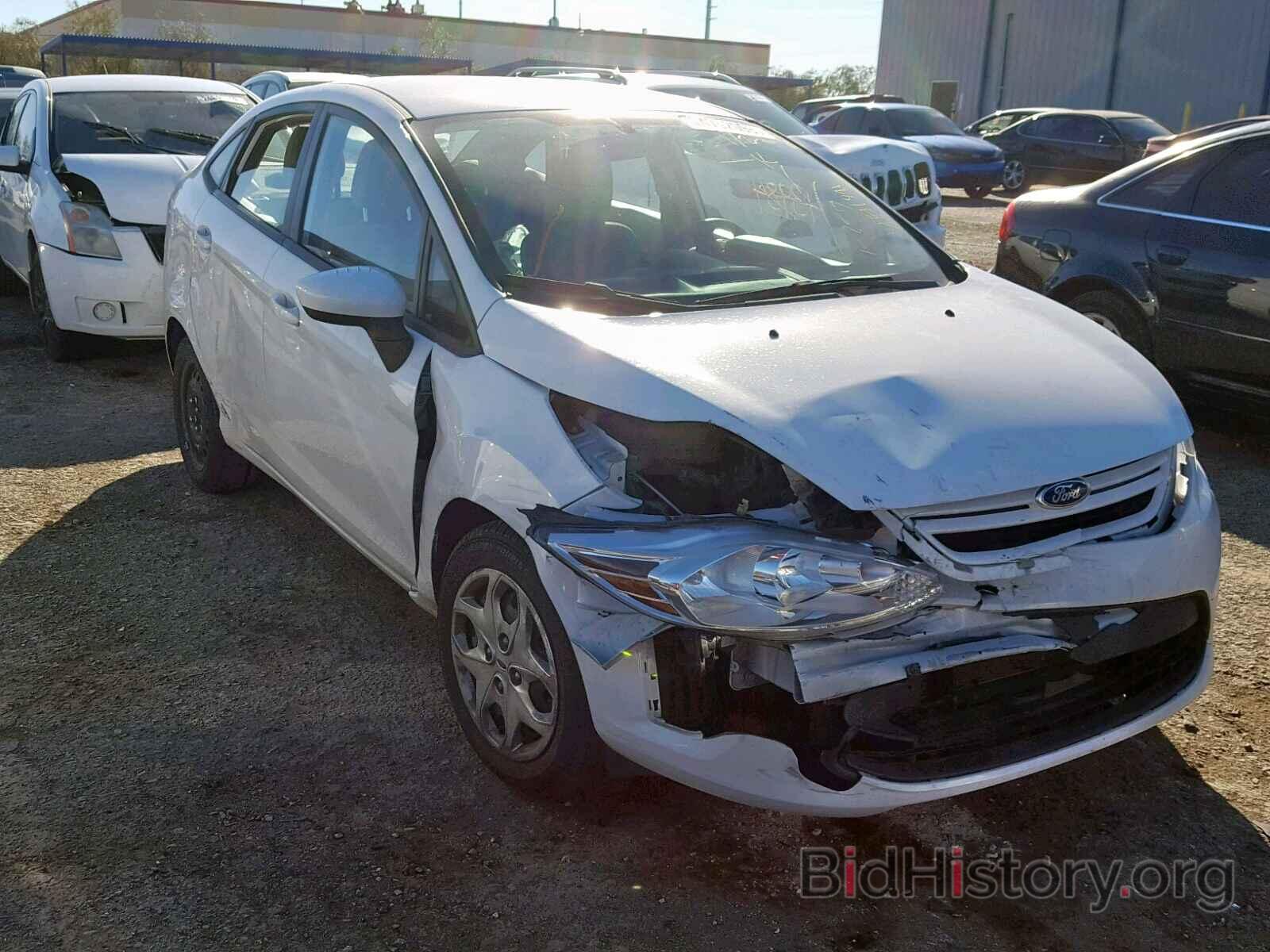 Photo 3FADP4AJ6DM195090 - FORD FIESTA 2013