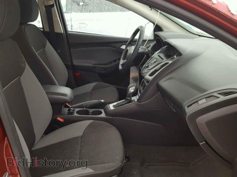 2014 Ford FOCUS (VIN 1FADP3K28EL380472) — photo 5 of 10