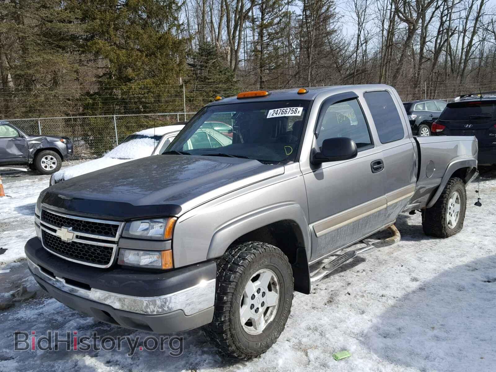 2006 CHEVROLET SILVERADO - VIN: 2GCEK19B761279339 - Фото 2