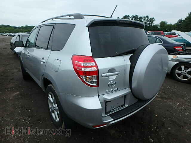 2011 TOYOTA RAV4 - VIN: 2T3BF4DV6BW085915 - Фото 3