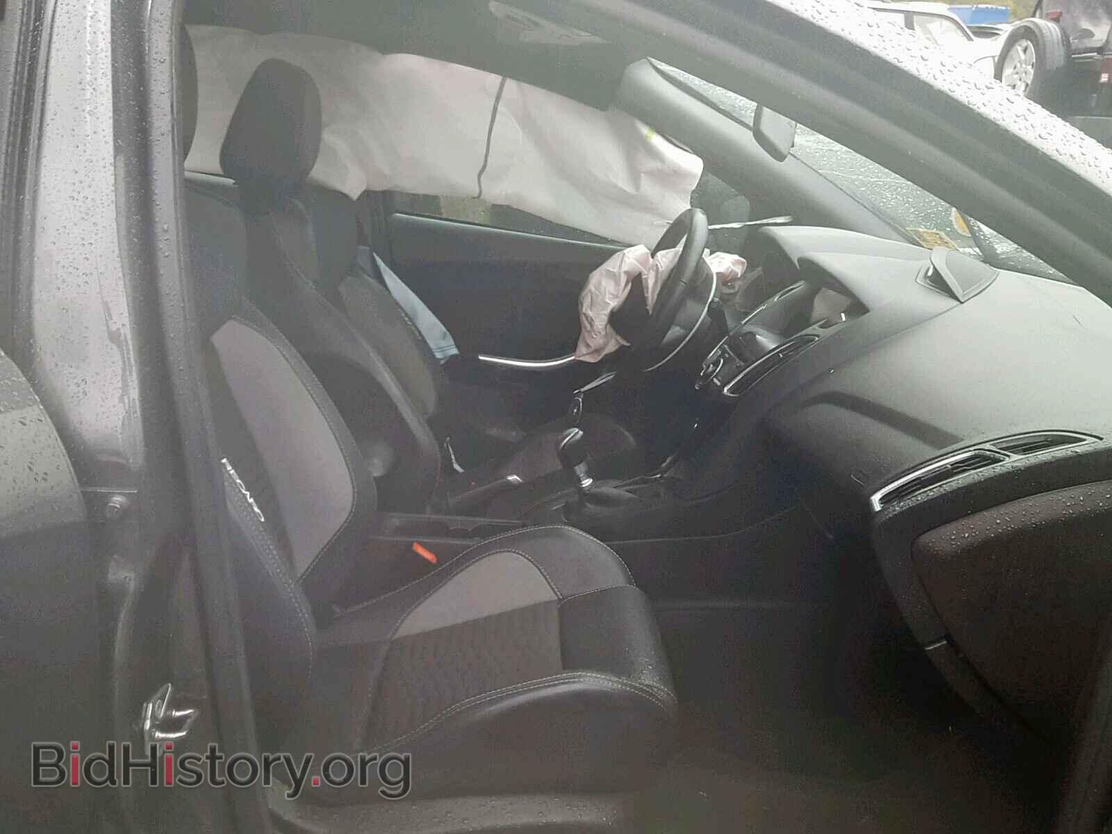 2017 FORD FOCUS - VIN: 1FADP3L95HL228455 - Photo 5
