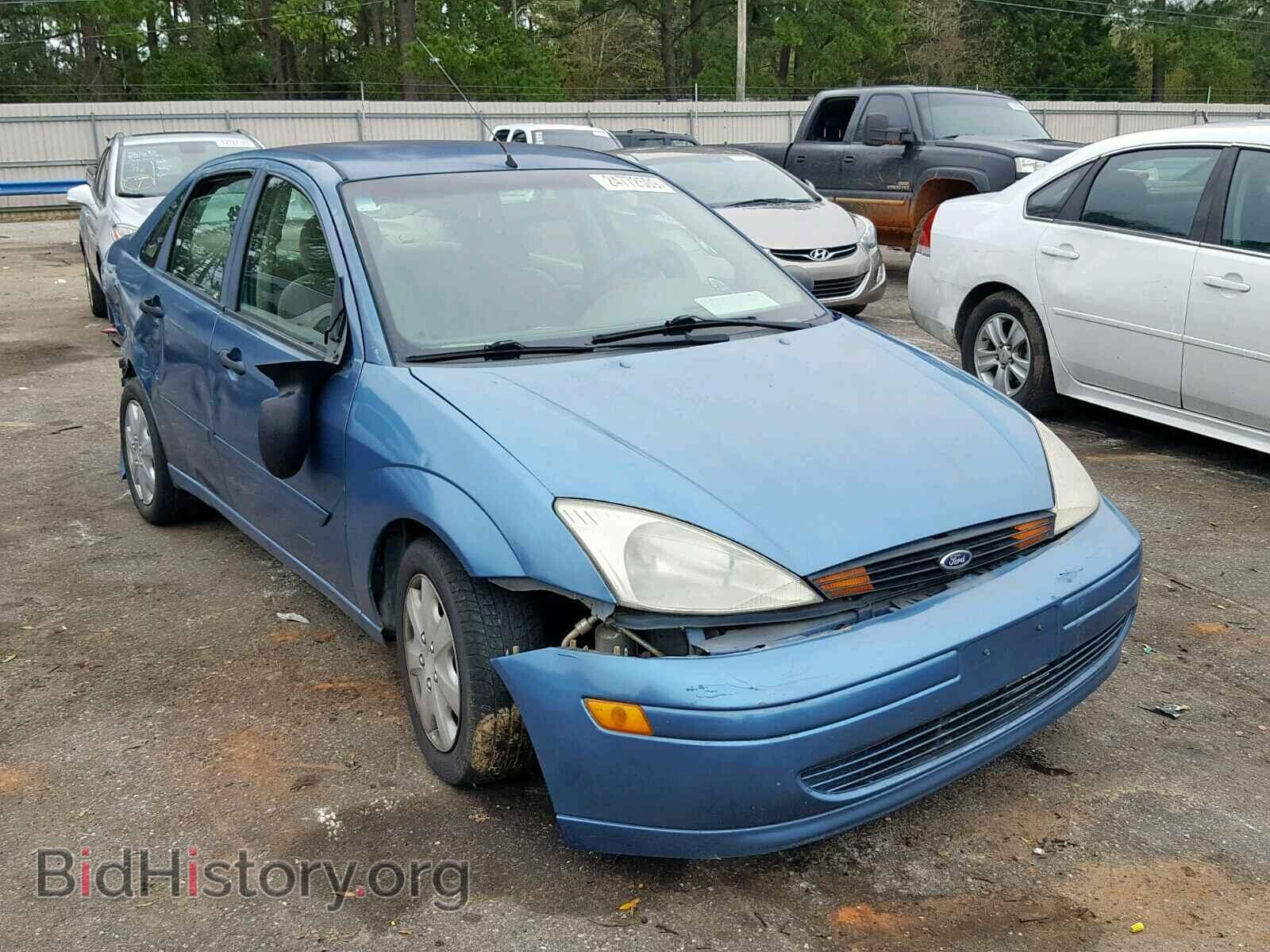 Фотография 1FAFP34P4YW258647 - FORD FOCUS SE 2000