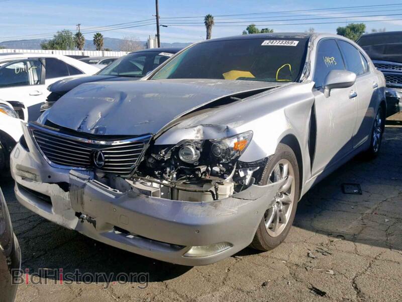 2007 Lexus LS460 (VIN JTHBL46F575014815) — фото 2 из 10