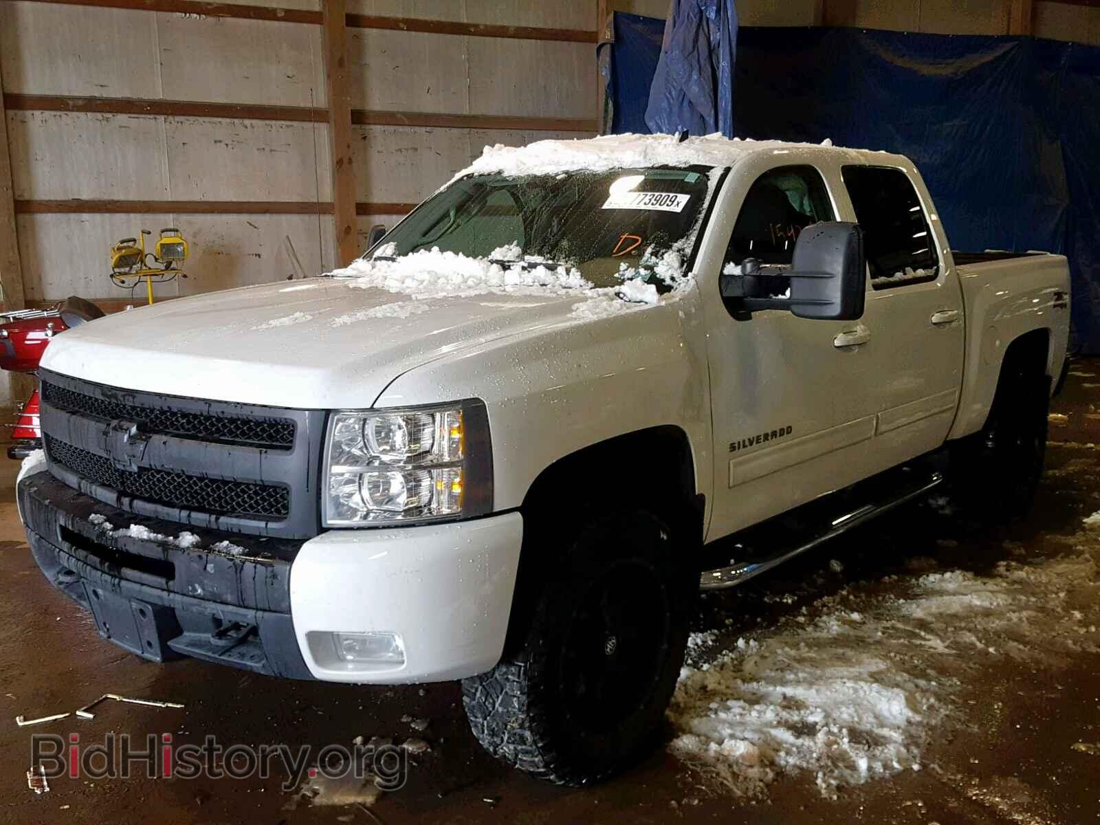 2011 CHEVROLET SILVERADO - VIN: 3GCPKSE32BG141092 - Photo 2