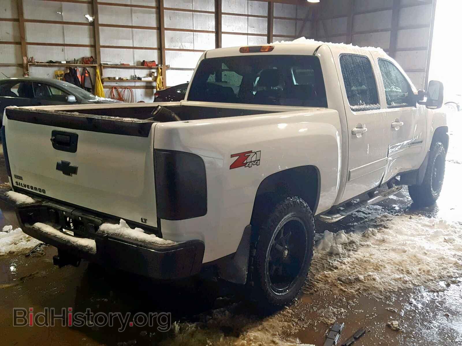 2011 CHEVROLET SILVERADO - VIN: 3GCPKSE32BG141092 - Photo 4