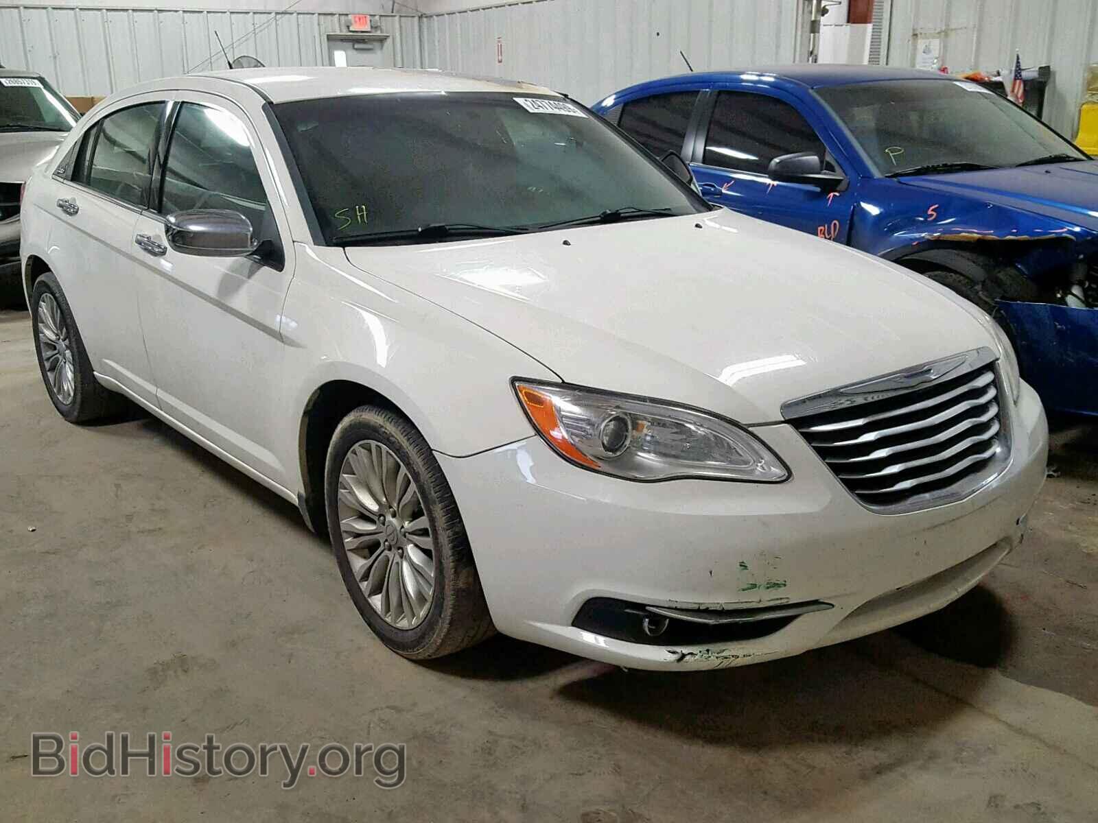 Photo 1C3BC2FG8BN502930 - CHRYSLER 200 2011
