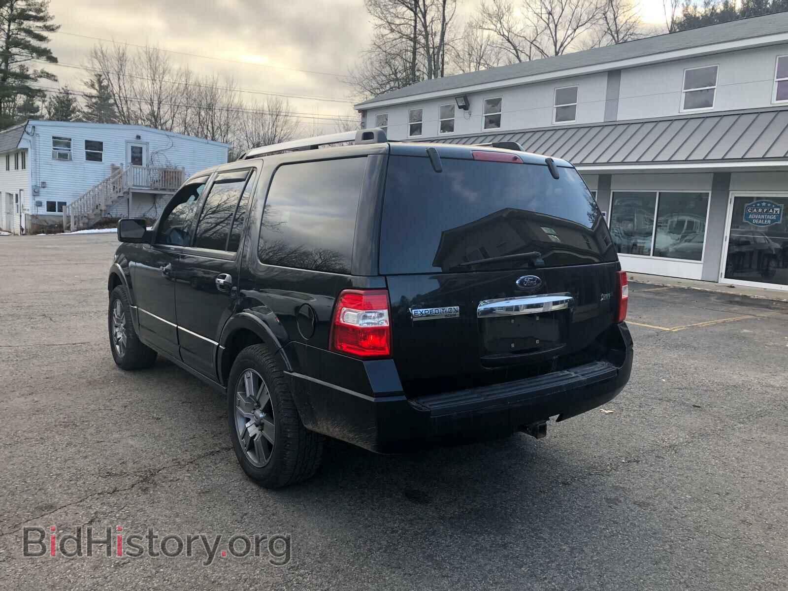 2010 FORD EXPEDITION - VIN: 1FMJU2A54AEA75962 - Фото 4