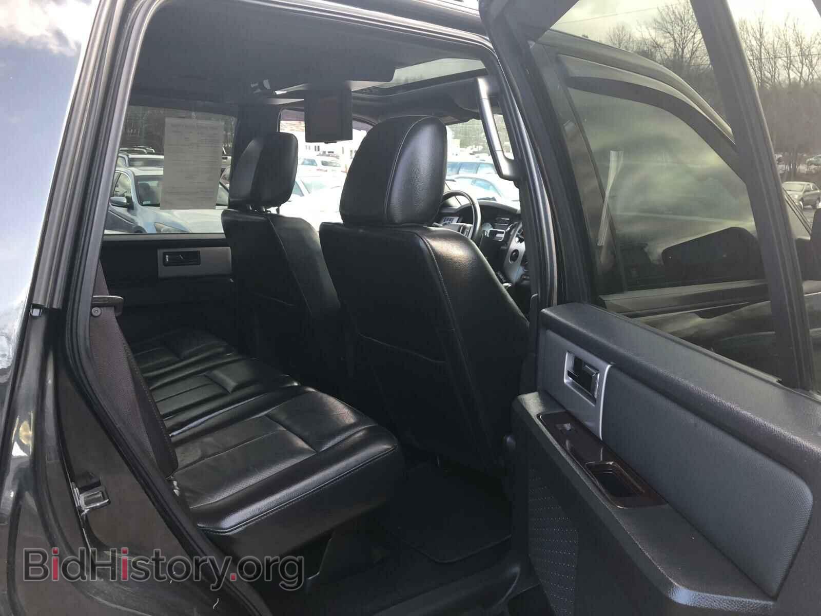 2010 FORD EXPEDITION - VIN: 1FMJU2A54AEA75962 - Фото 5