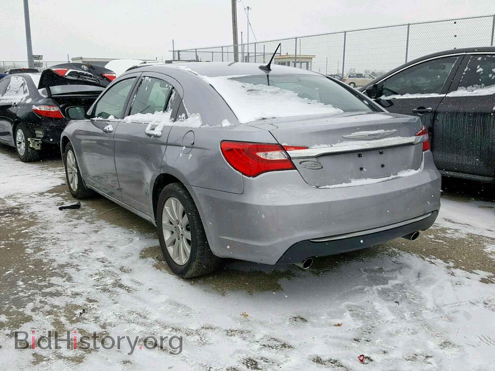 2013 CHRYSLER 200 - VIN: 1C3CCBCG2DN602355 - Фото 3