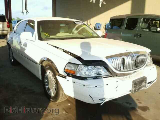 Photo 2LNHM82V18X635820 - LINCOLN TOWNCAR 2008