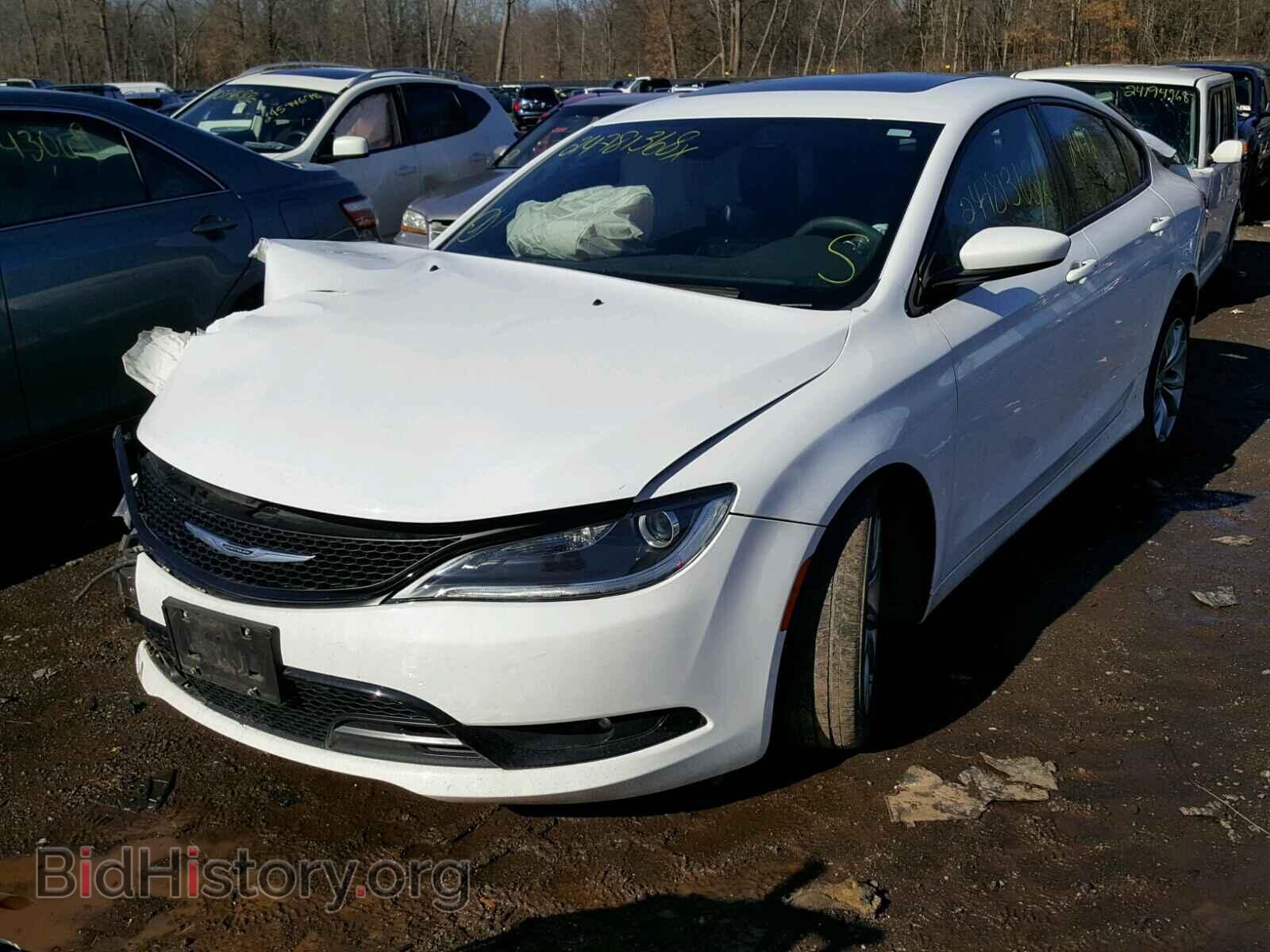 2016 CHRYSLER 200 - VIN: 1C3CCCDG2GN126231 - Фото 2
