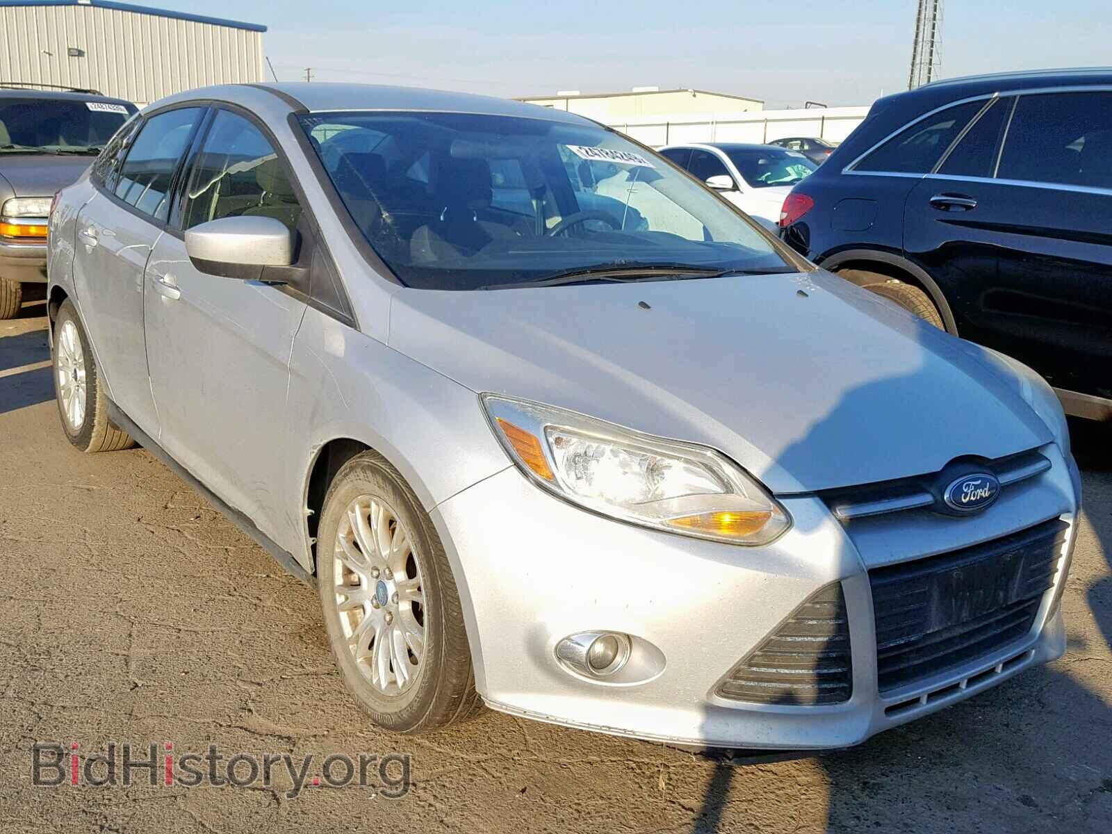 Photo 1FAHP3F28CL178692 - FORD FOCUS 2012