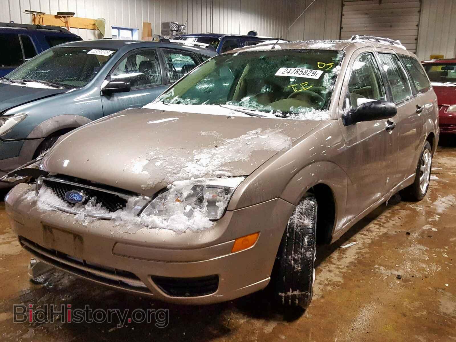 2005 FORD FOCUS - VIN: 1FAFP36NX5W227653 - Фото 2