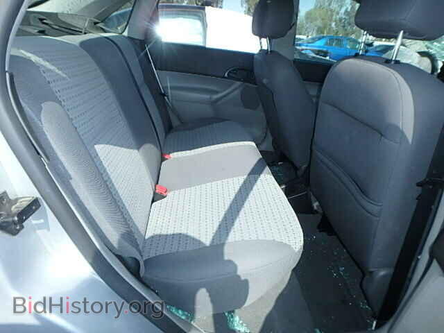 2006 FORD FOCUS - VIN: 1FAFP34N06W117540 - Фото 6
