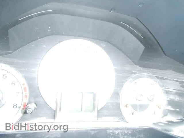 2011 HONDA PILOT - VIN: 5FNYF3H57BB019586 - Фото 8