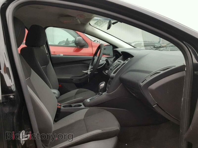 2014 Ford FOCUS (VIN 1FADP3F22EL245272) — фото 5 из 10