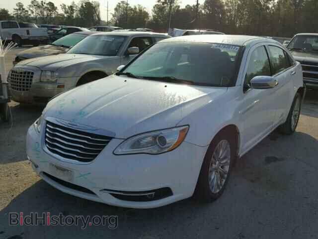 2012 CHRYSLER 200 - VIN: 1C3CCBCGXCN276822 - Фото 2