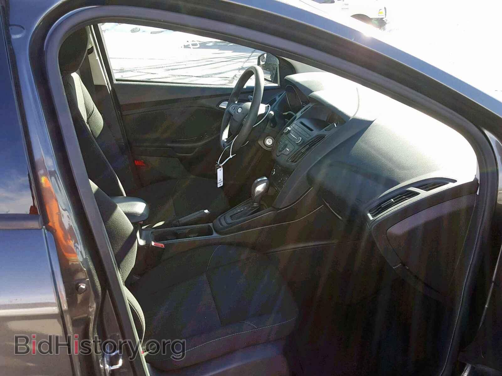 2016 FORD FOCUS SE - VIN: 1FADP3F2XGL301428 - Фото 5
