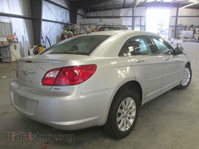 2010 CHRYSLER SEBRING - VIN: 1C3CC5FD1AN129885 - Фото 4