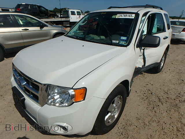 2011 FORD ESCAPE - VIN: 1FMCU0C72BKB90607 - Фото 2