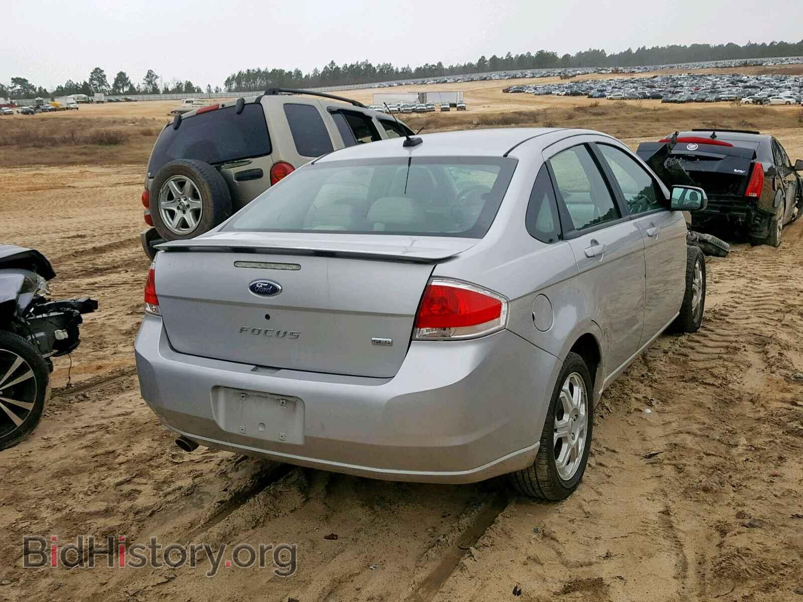 2009 FORD FOCUS - VIN: 1FAHP36N29W200042 - Фото 4